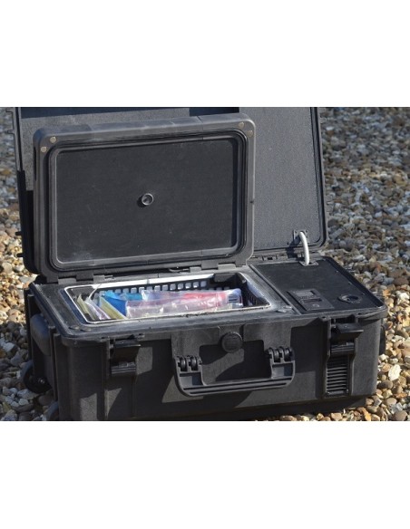 Stream Defence M12DCe thermal container for temperature controlled transport